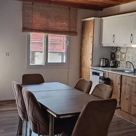 Huelya Apartment