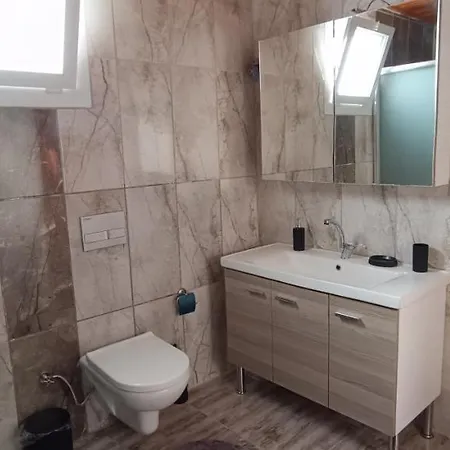 Apartment Huelya *